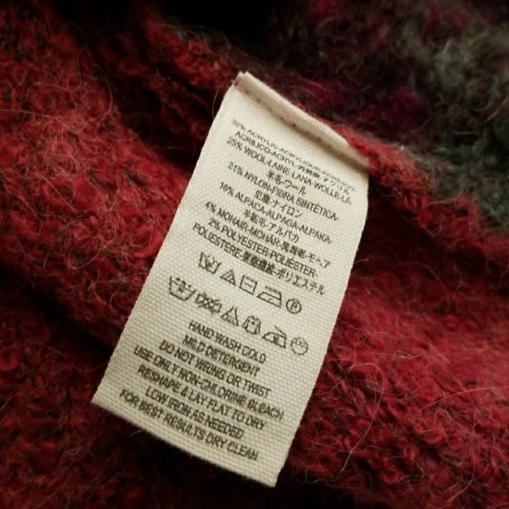 NWOT Free People Wool Sweater Fits S-M - Picture 6 of 8